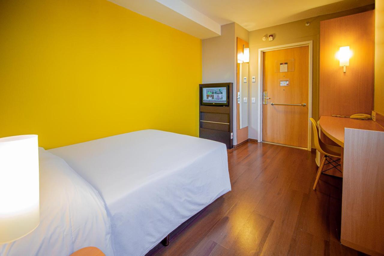 Hus Hotel 두라도스 외부 사진