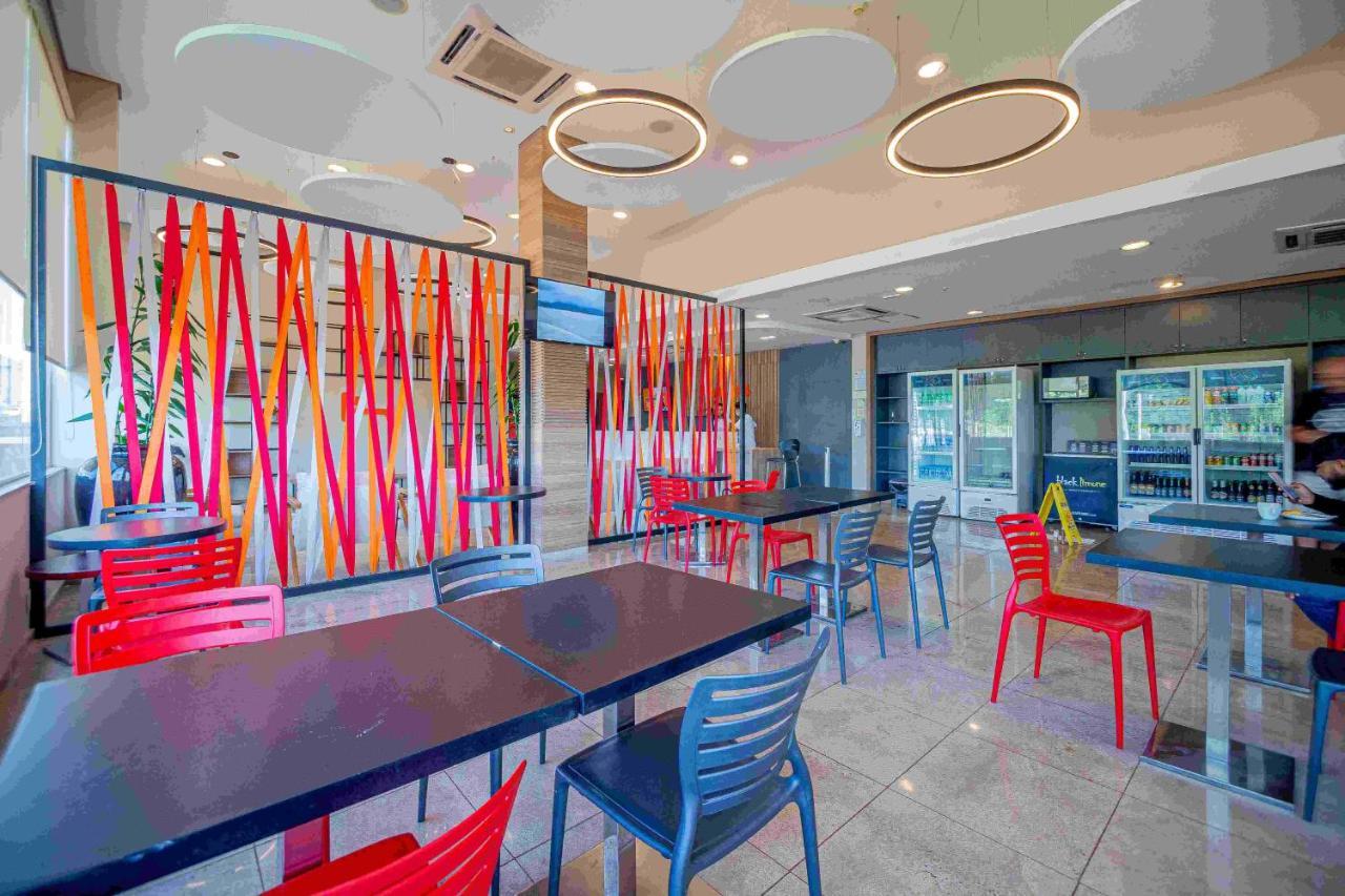 Hus Hotel 두라도스 외부 사진