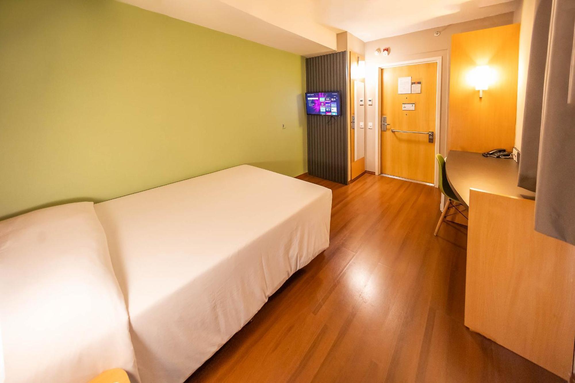 Hus Hotel 두라도스 외부 사진